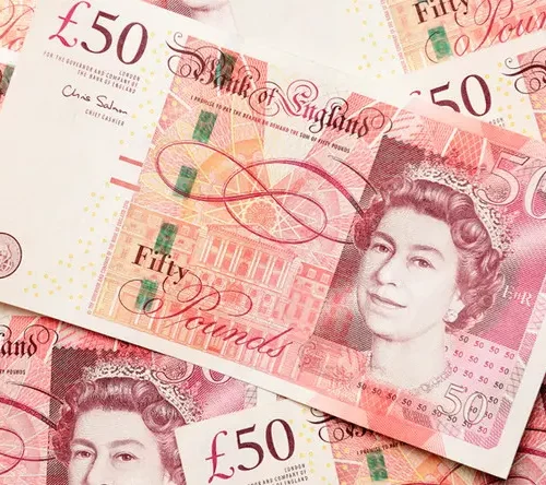 £500 cash